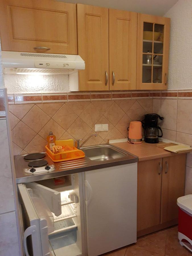 Apartments Villa Elda 佩罗杰 外观 照片