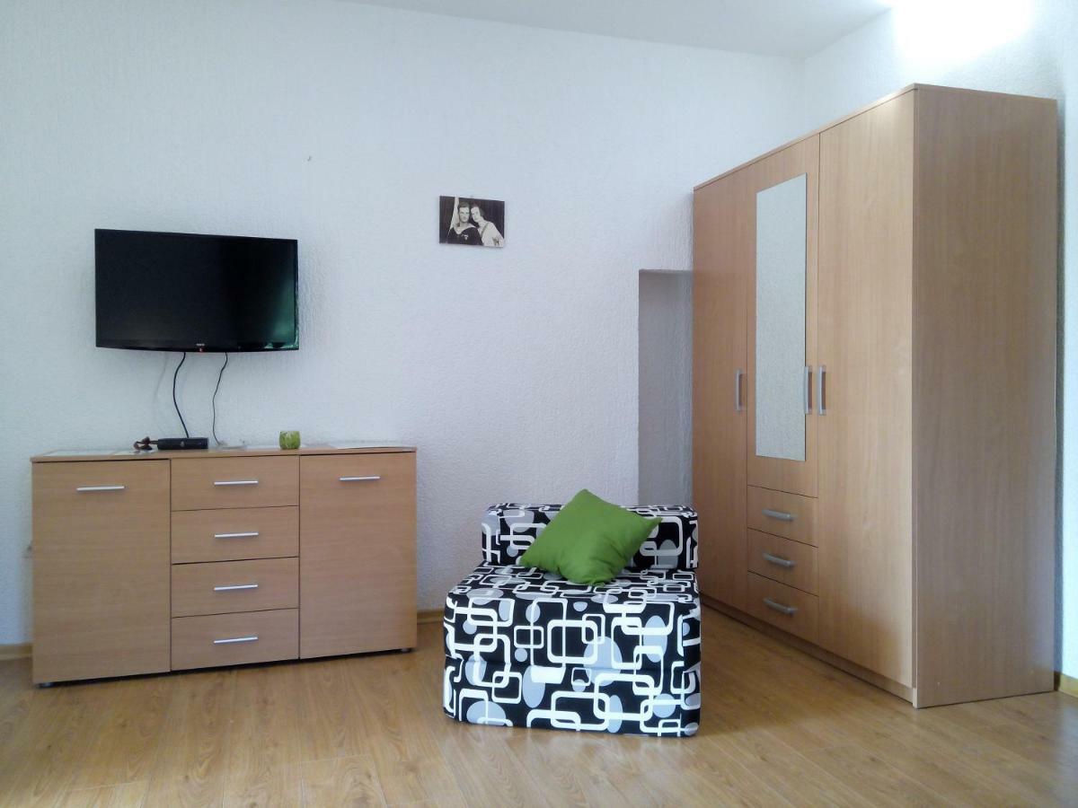 Apartments Villa Elda 佩罗杰 外观 照片